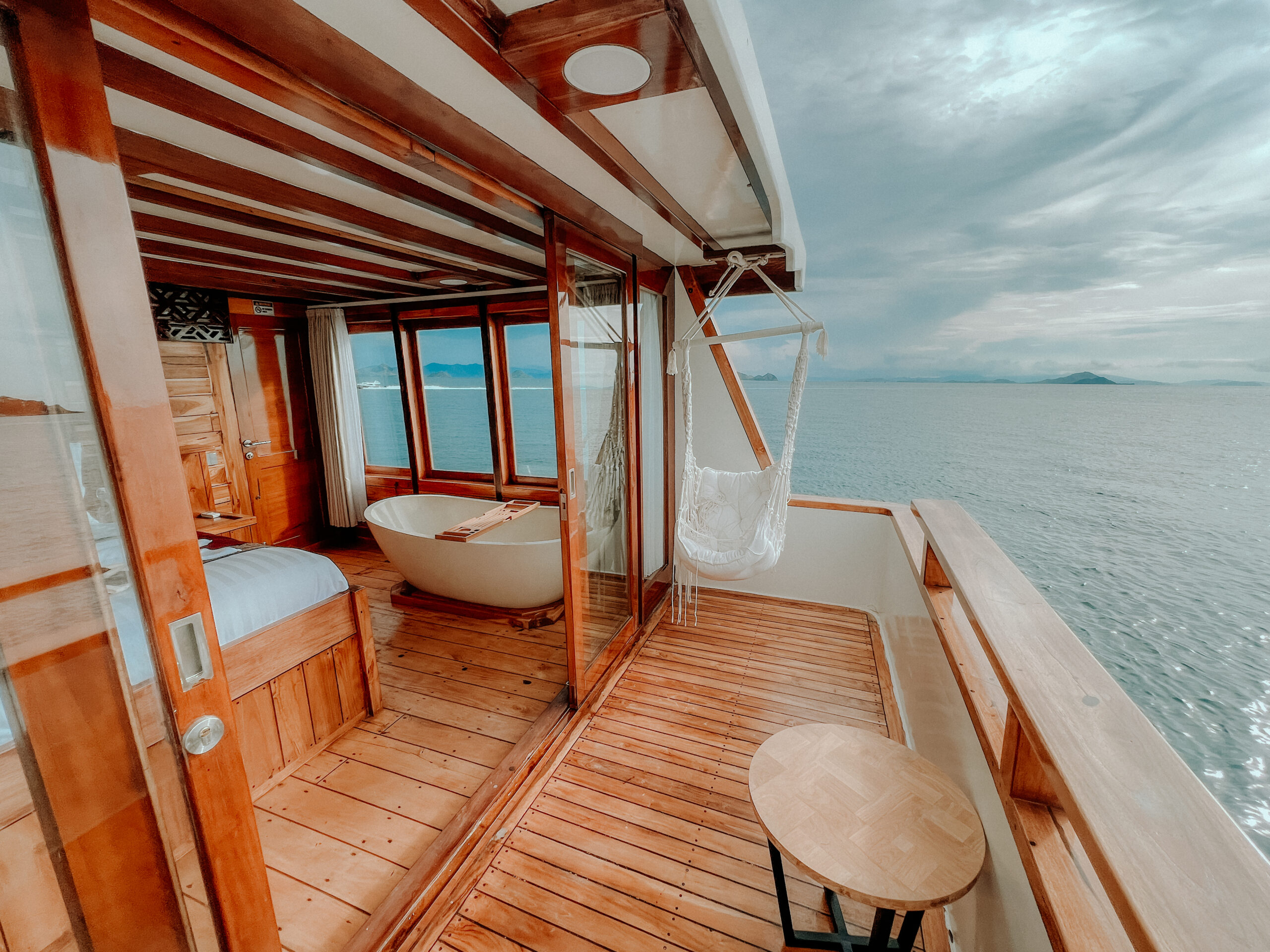Gandiva Phinisi Arjuna Cabin — additional photo slot
