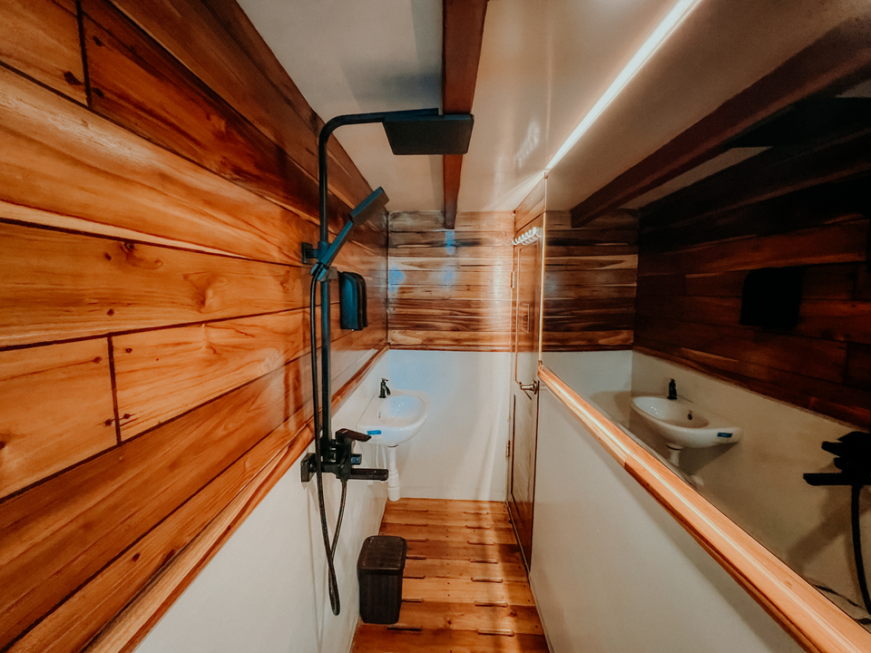 Gandiva Phinisi Bima Cabin — additional photo slot