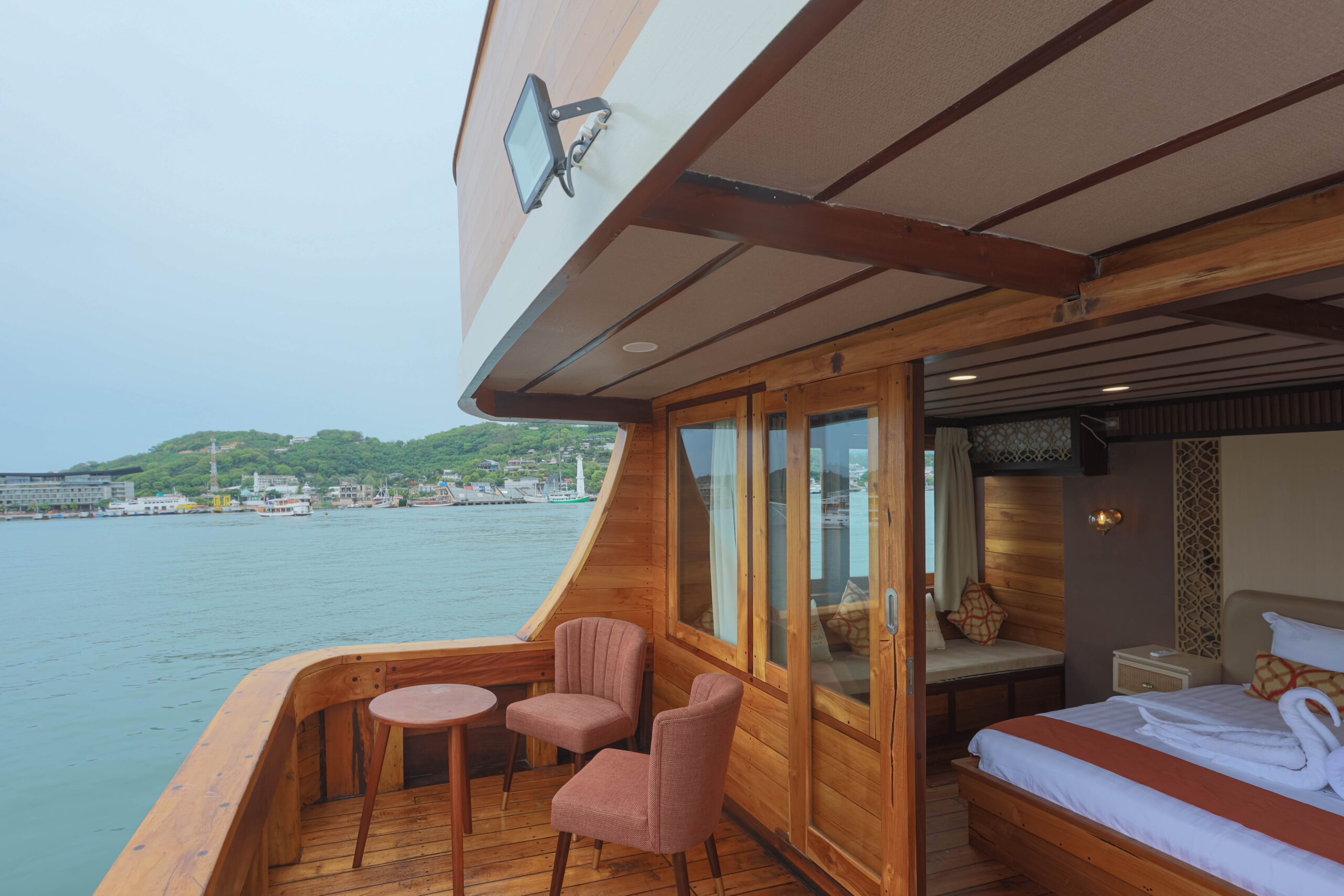 Elrora Master Cabin accommodation view