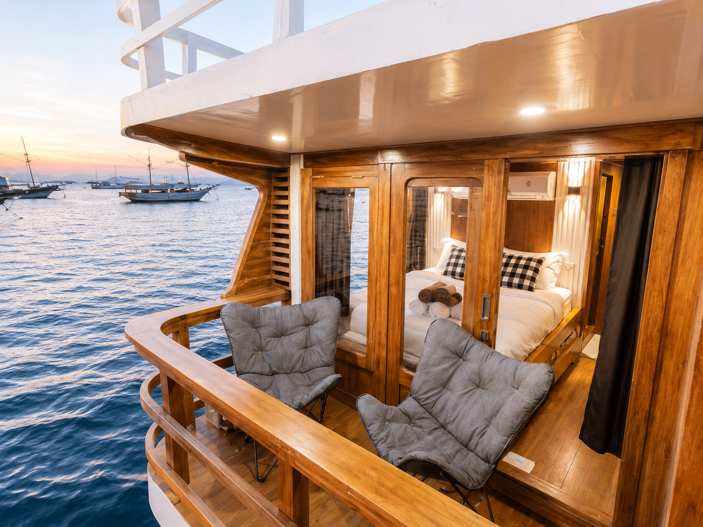Blessing Liveaboard Deluxe Cabin 1 & 2 photo 2