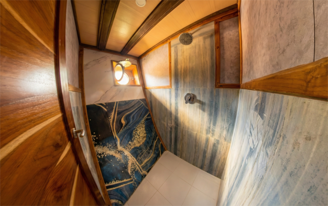Lagoon Cabin (2)