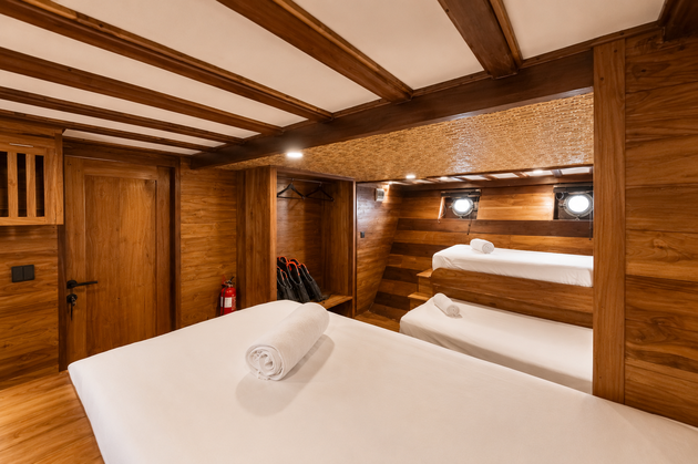 Kai Voyage Quad Deluxe Stateroom photo 2