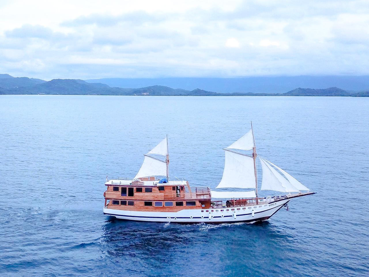 Vinca Private Liveaboard Komodo