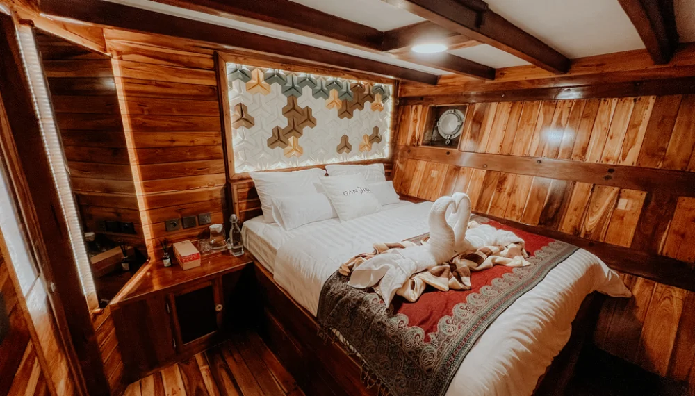 gandiva, arjuna, bima, yudishtira, sadewa, nakula, 3d2n Open Trip, komodo boat tour, komodo, komodo dragon