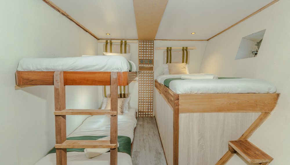 marea sharing cabin 3; marea, marea cruise; marea liveaboard