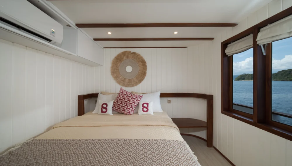 Le Costa Liveaboard, luxury yacht; le costa; open trip; komodo boat tour; ibiza; marbella