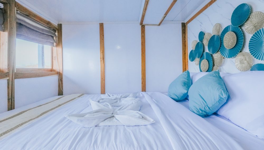 private cabin main deck bombana 2