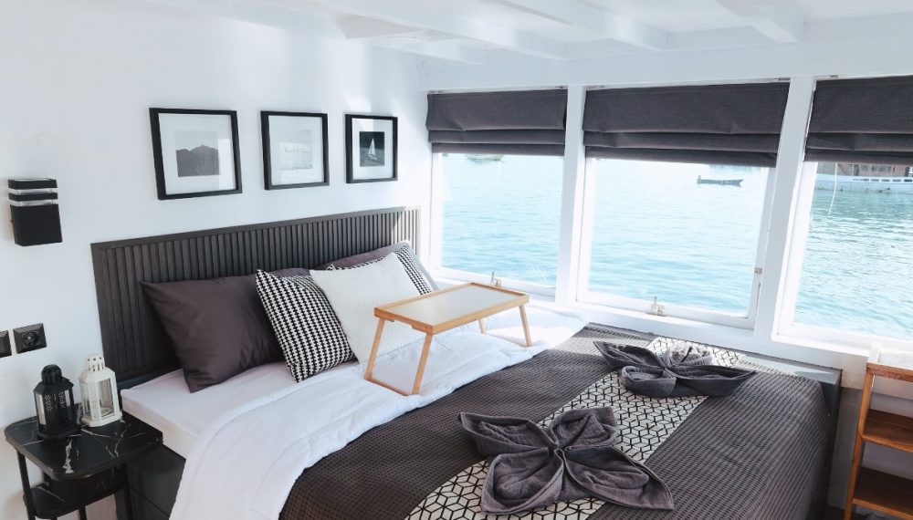 Created with RNI Films app. Profile 'Agfacolor 50's'