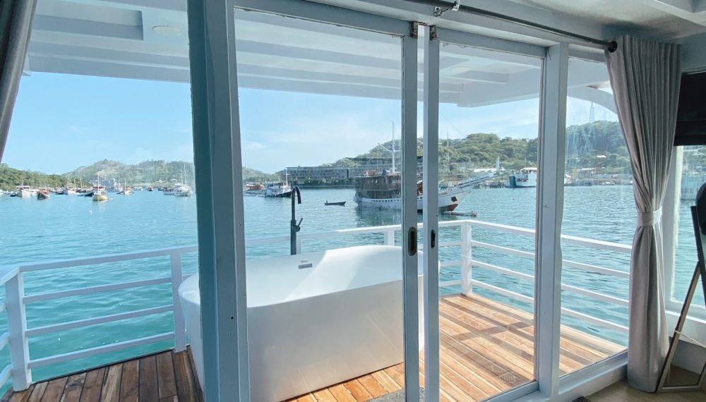 Created with RNI Films app. Profile 'Agfacolor 50's'