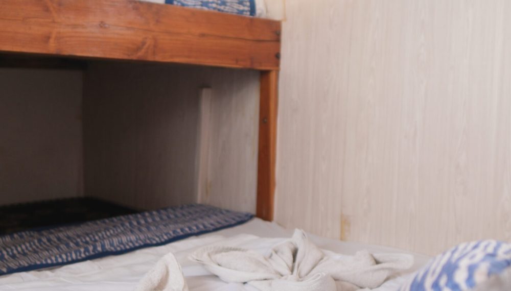 Ramdani - Sharing Cabin (1)