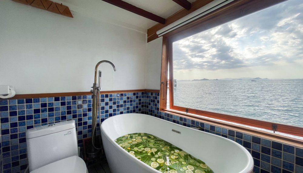 Toilet Master Suite Cinderella