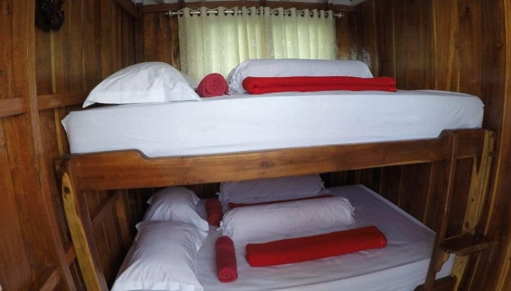 fe6aa62c-44ad-4ca8-be7e-e6084c0deb8a